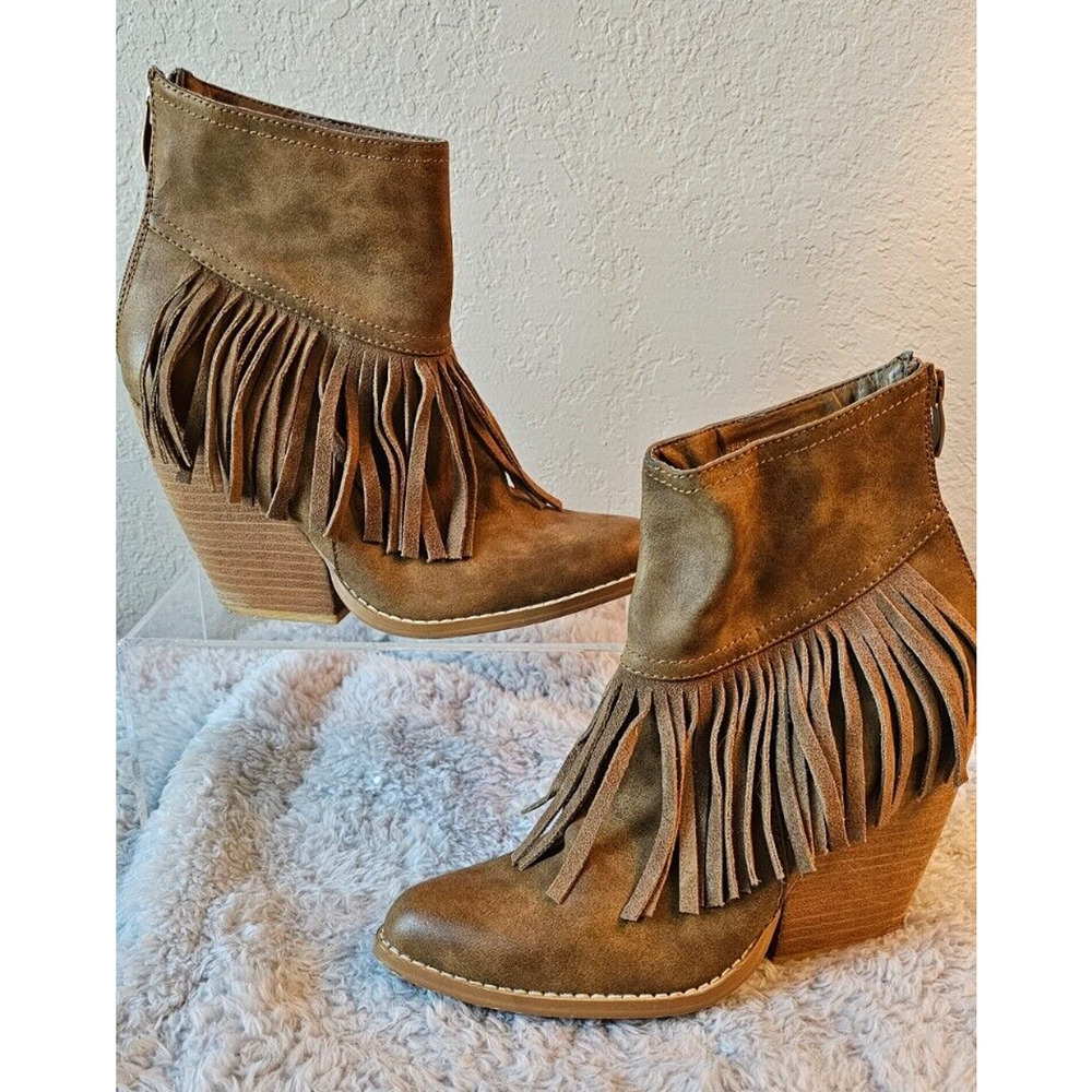 VERY VOLATILE LA‎ Women's 8 Taupe KHLOE Western Fringe Festive Ankle Booties